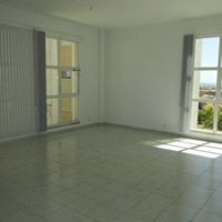 S. Mateus Commercial Building